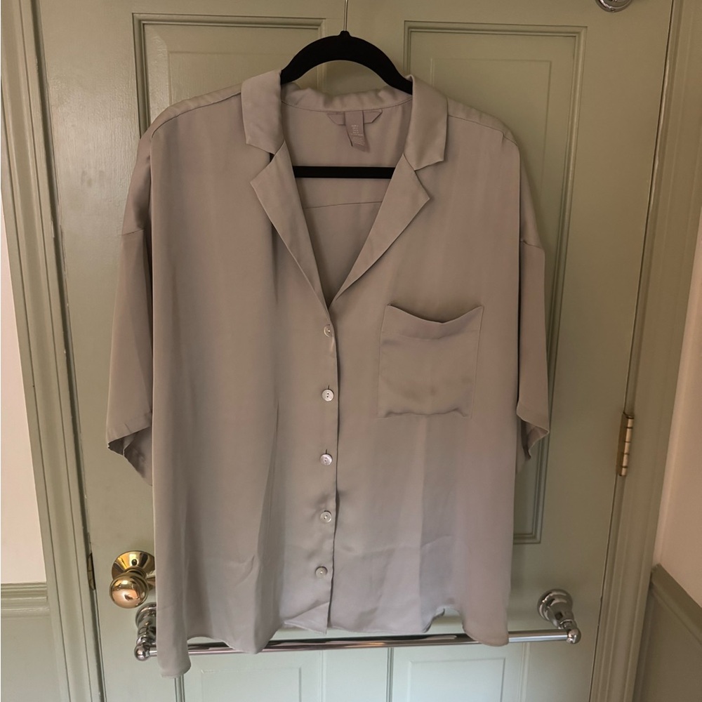 H&M Women's Silky Sage Blouse